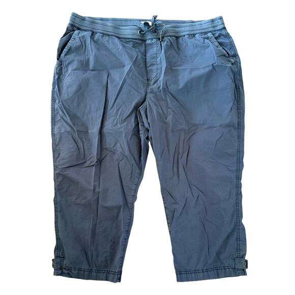 LL Bean Women's Plus Stretch Ripstop Pull-On Capri Pants Slim-Leg Blue - Size 2X - Picture 2 of 10